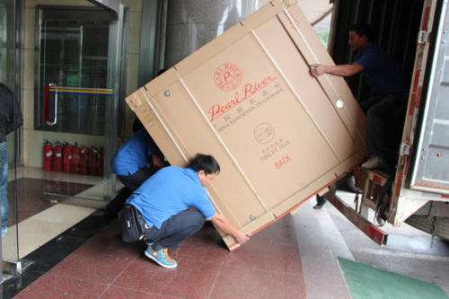 华坪钢琴贵重工艺品无忧运
